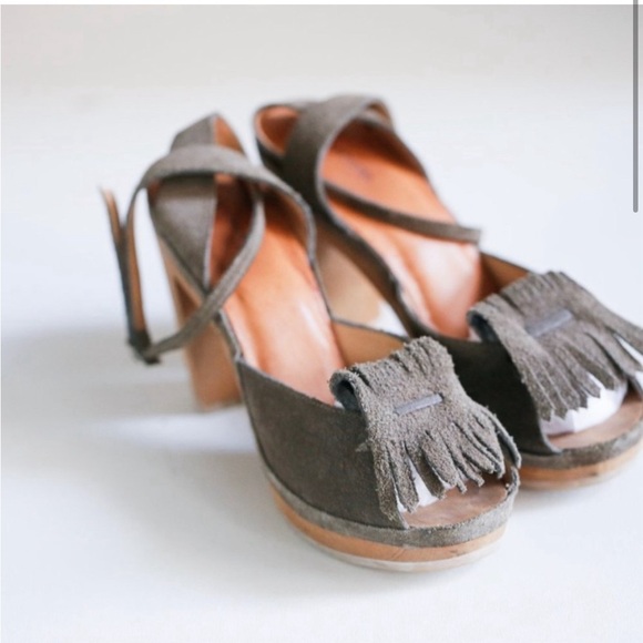 A Détacher Moss Grey Suede High Heel Clogs - 7 - Picture 2 of 6